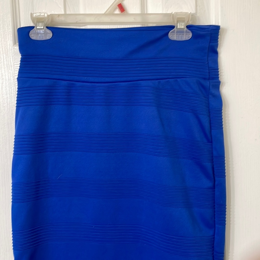LulaRoe pencil skirt beautiful blue